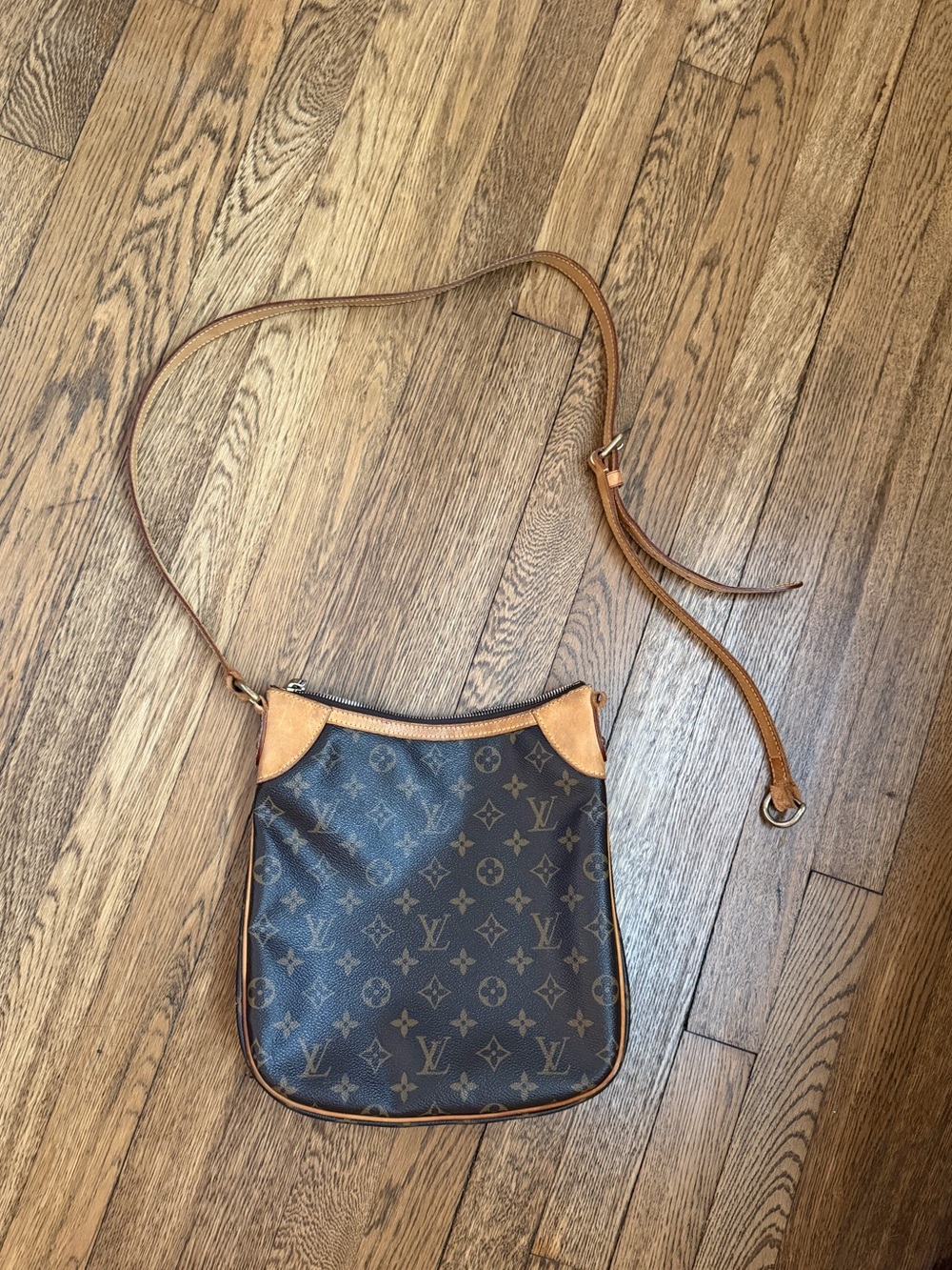 LOUIS VUITTON Monogram Odeon MM